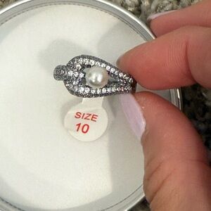 2025 June: Artful Details Pearl Ring